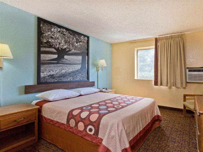 Super 8 By Wyndham Lexington Park/California Area Hotel Luaran gambar