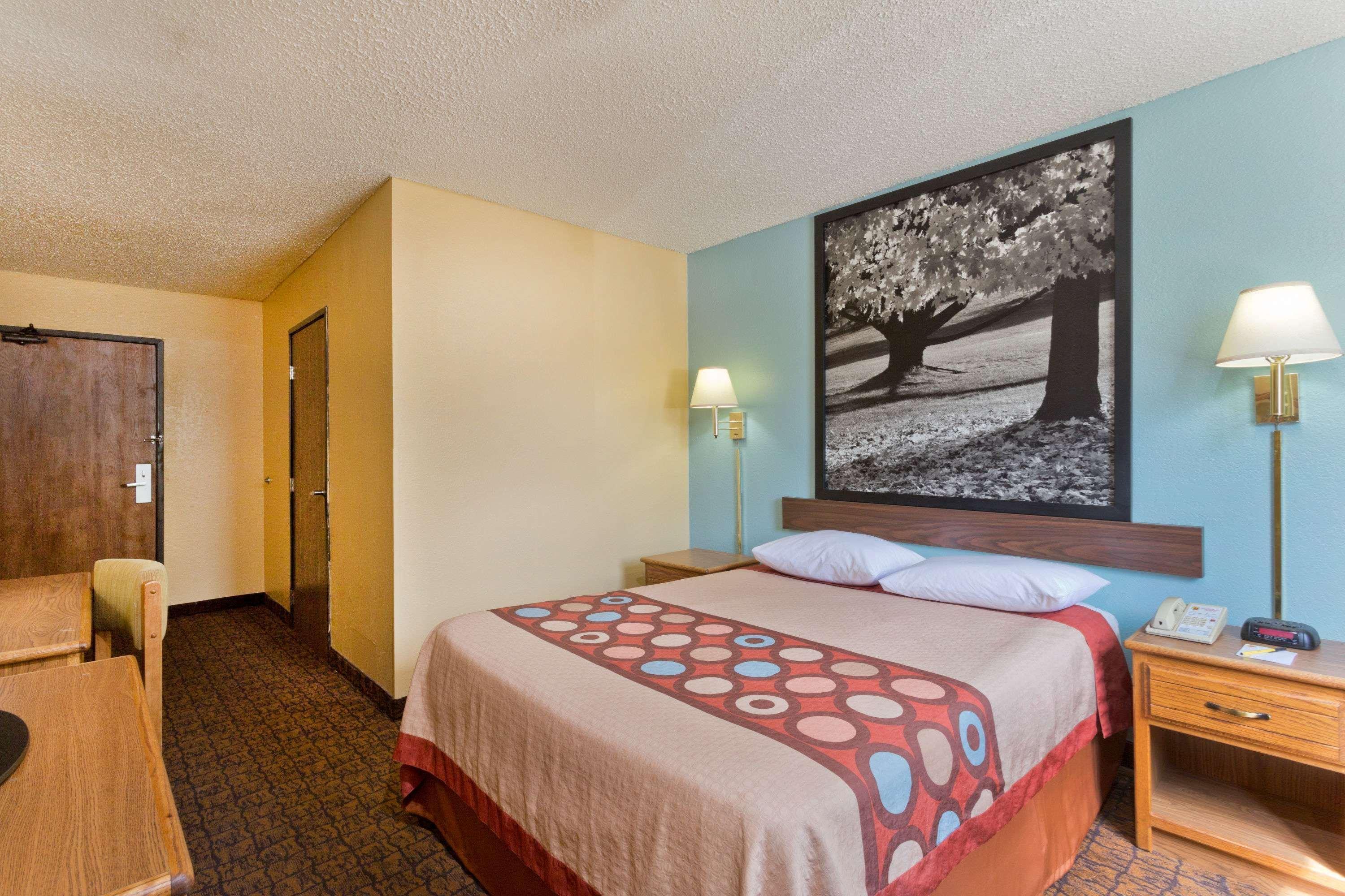 Super 8 By Wyndham Lexington Park/California Area Hotel Luaran gambar